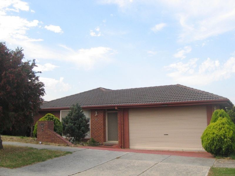 52 Justin Circuit, Hampton Park VIC 3976