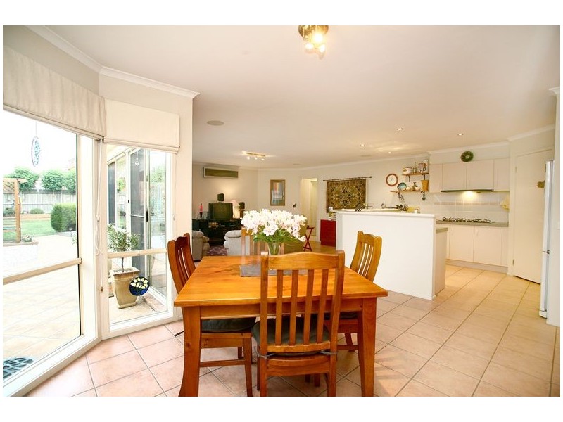 31 Dutton Close, Lynbrook VIC 3975