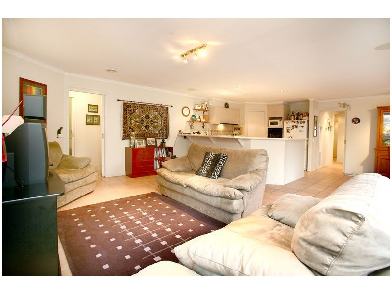 31 Dutton Close, Lynbrook VIC 3975