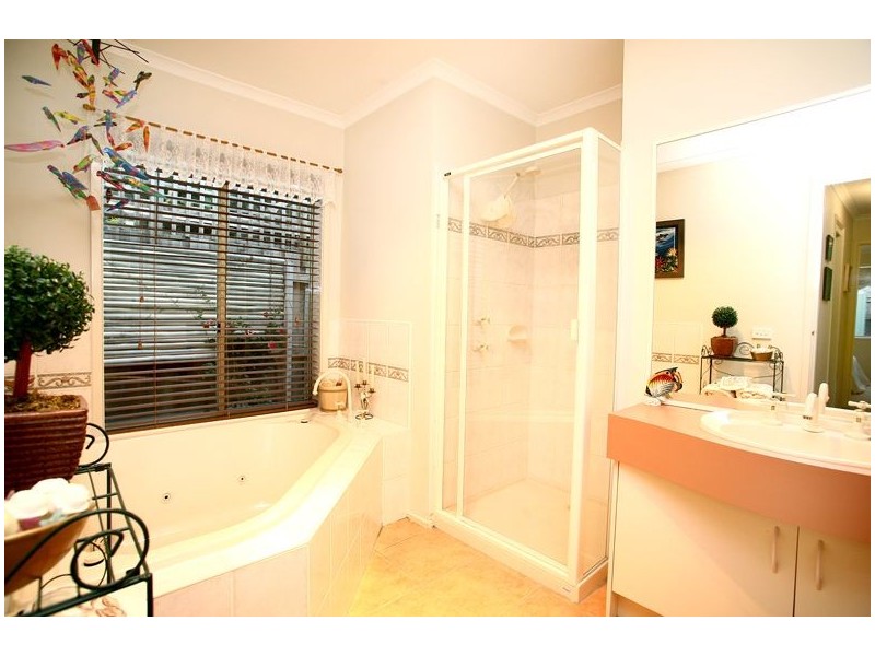 31 Dutton Close, Lynbrook VIC 3975