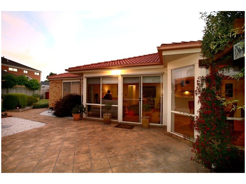 31 Dutton Close, Lynbrook VIC 3975