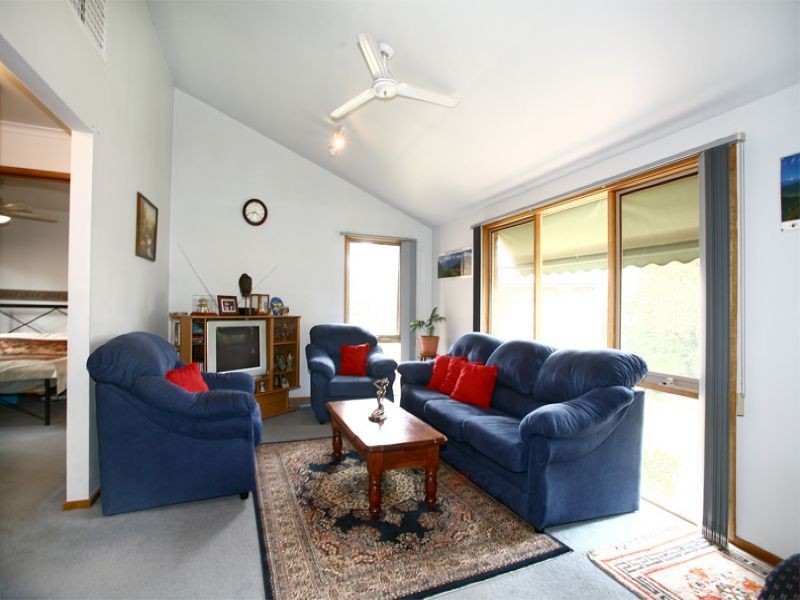 5 Alpha Close, Hampton Park VIC 3976