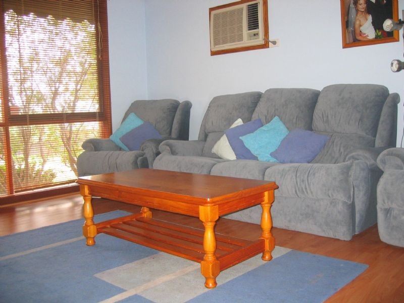 6 Chiswick Court, Hampton Park VIC 3976