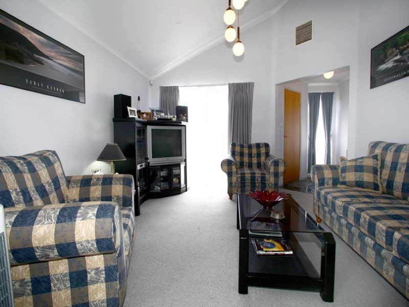 10 Aldridge Court, Hampton Park VIC 3976