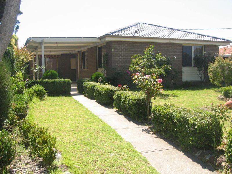 11 Highland Avenue, Hampton Park VIC 3976