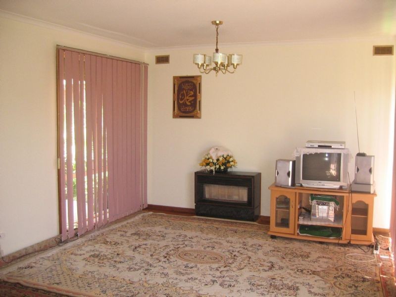 11 Highland Avenue, Hampton Park VIC 3976