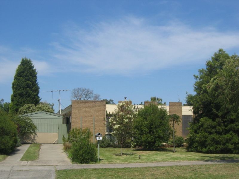 12 Vanessa Drive, Hampton Park VIC 3976