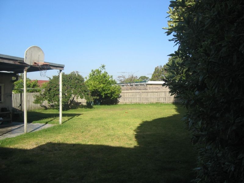 18 Bride Avenue, Hampton Park VIC 3976