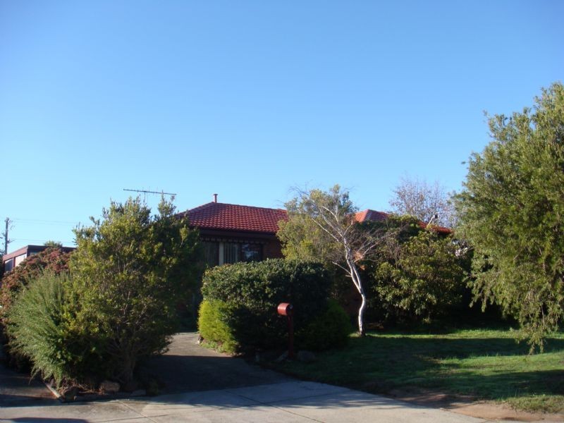 4 Denver Court, Hampton Park VIC 3976