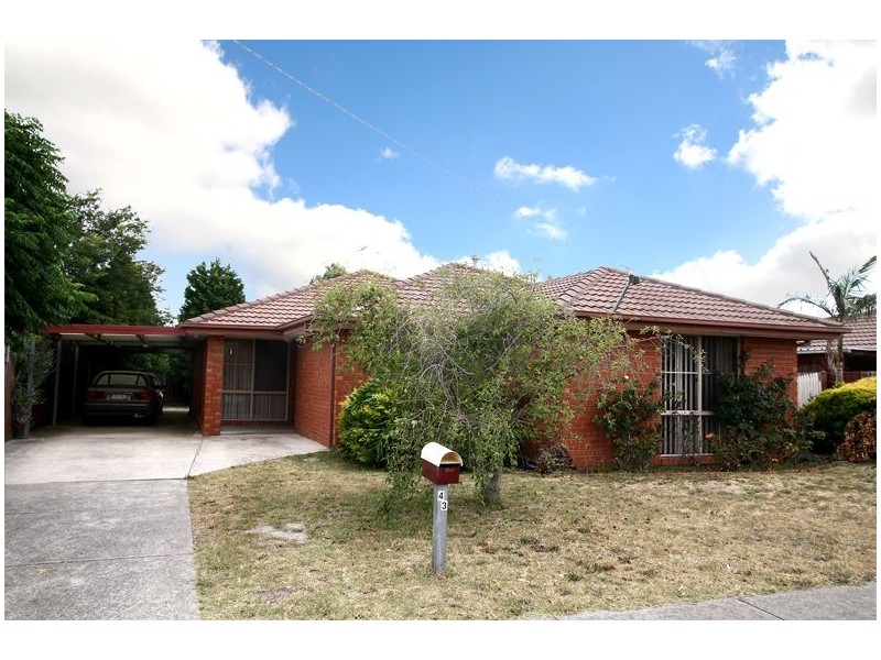 43 Plateau Crescent, Hampton Park VIC 3976