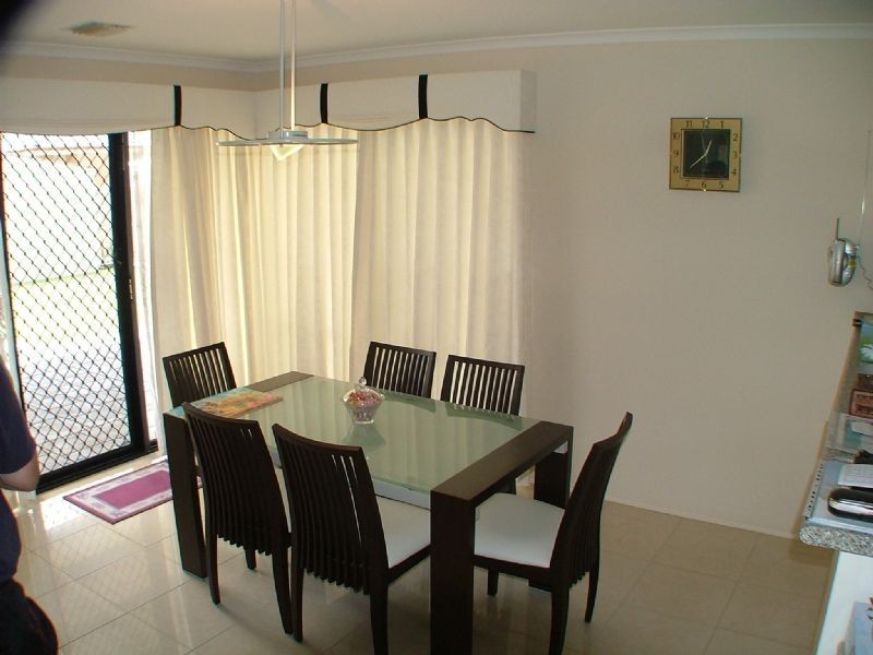 32 Durack Avenue, Lynbrook VIC 3975