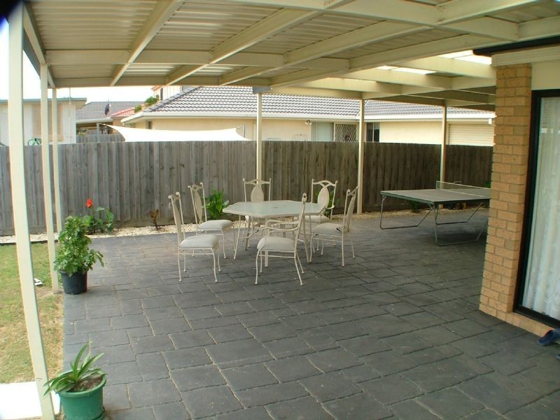 32 Durack Avenue, Lynbrook VIC 3975