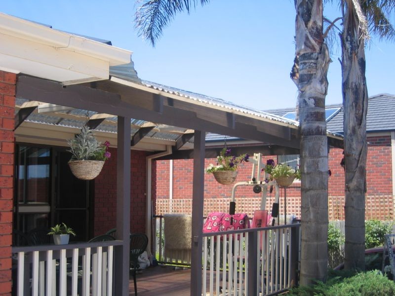 15  Wilkinson Way, Endeavour Hills VIC 3802