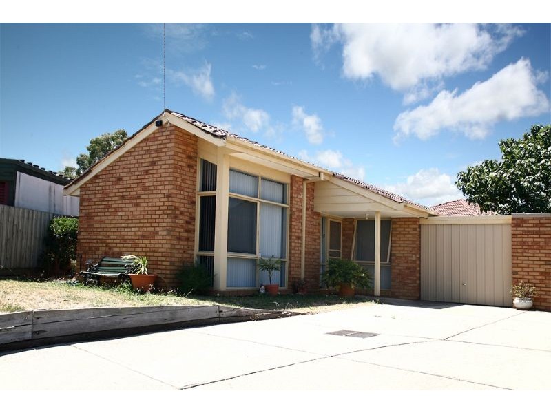 1/20 Carmen Court, Hampton Park VIC 3976