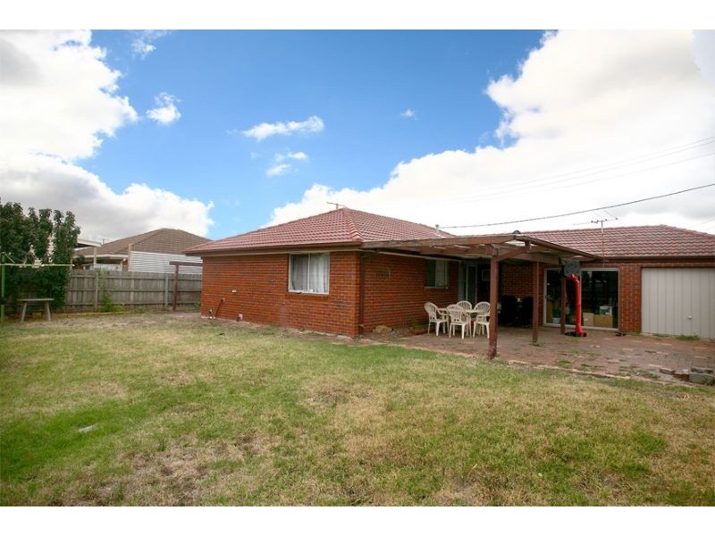 29 Benambra Way, Hampton Park VIC 3976