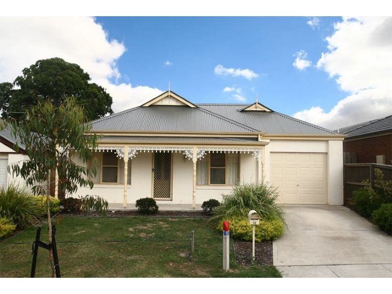 10 Cilento Crescent, Lynbrook VIC 3975
