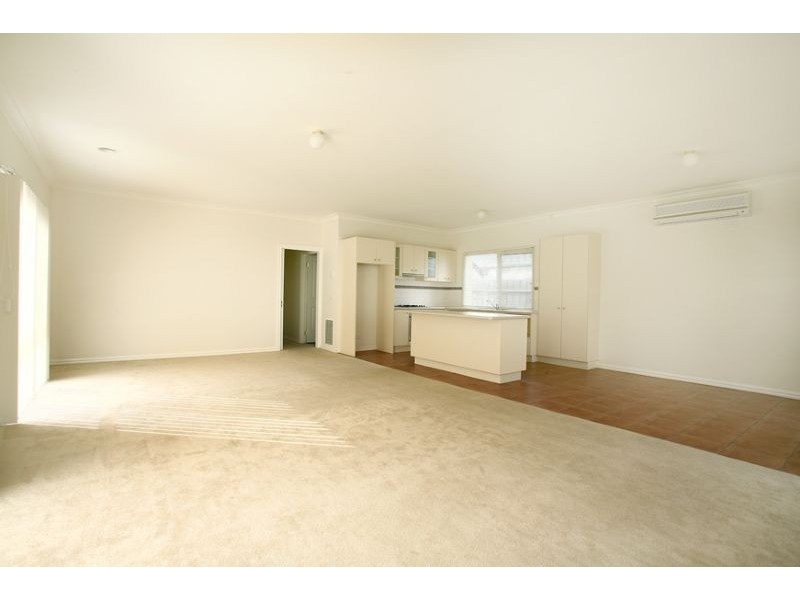 10 Cilento Crescent, Lynbrook VIC 3975