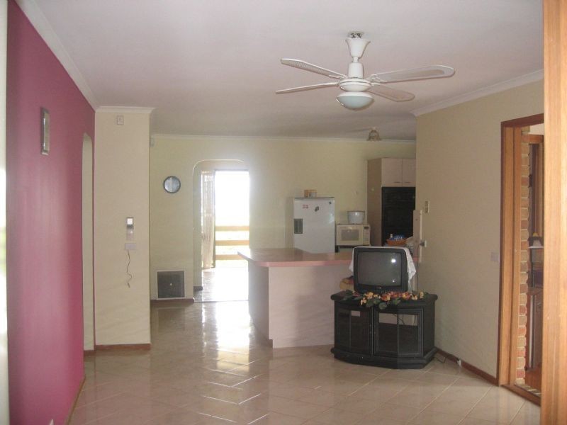 33 Justin Circuit, Hampton Park VIC 3976