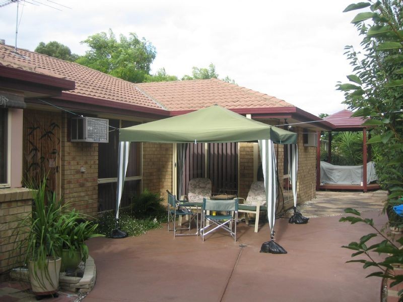 12 Kong Court, Hampton Park VIC 3976