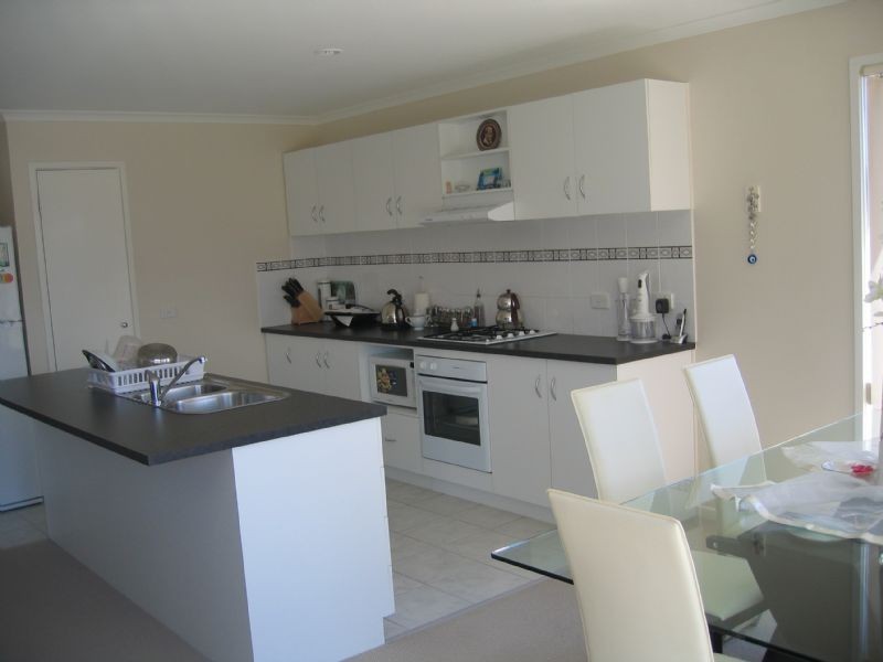 76 Harold Keys Drive, Narre Warren VIC 3805