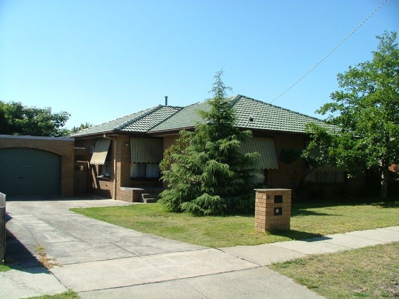 36 Alma Road, Hampton Park VIC 3976