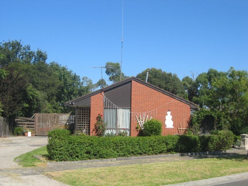 21 Branton Drive, Hampton Park VIC 3976