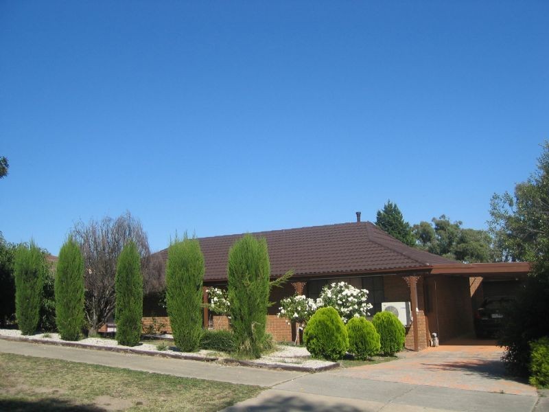 5 Edgerton Court, Hampton Park VIC 3976