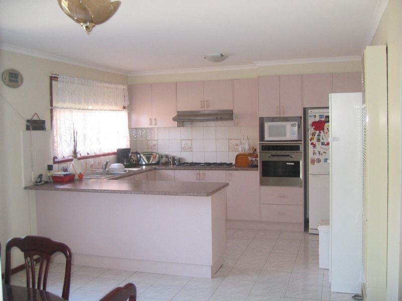 5 Edgerton Court, Hampton Park VIC 3976