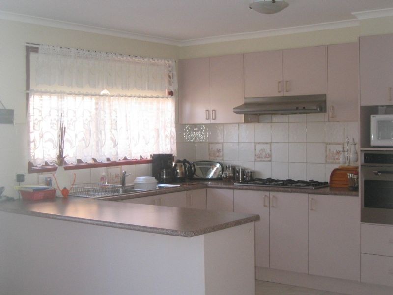 5 Edgerton Court, Hampton Park VIC 3976