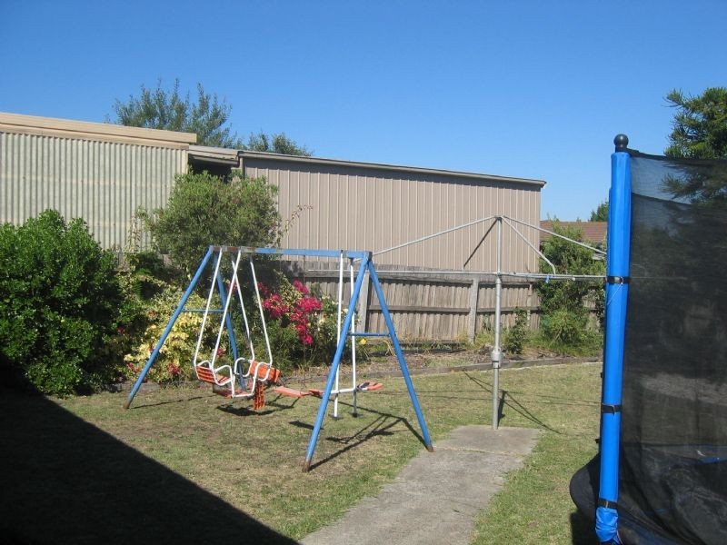 5 Edgerton Court, Hampton Park VIC 3976