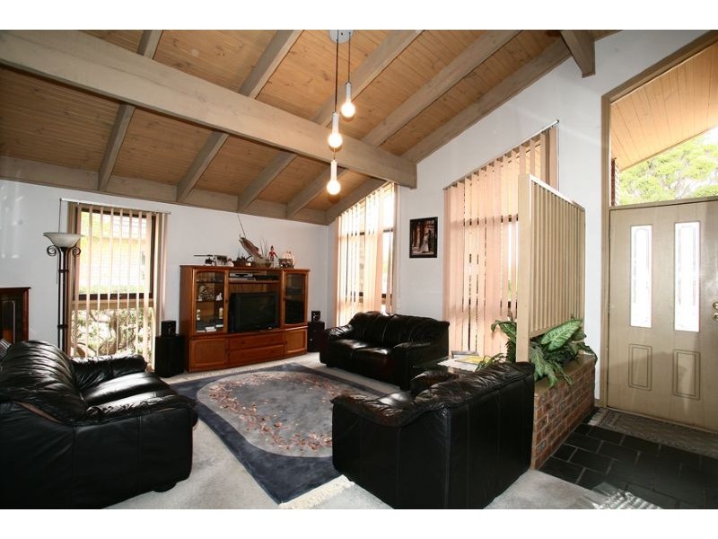 15 View Street, Hampton Park VIC 3976