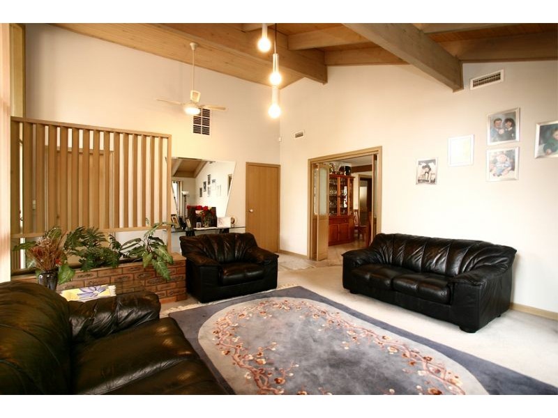 15 View Street, Hampton Park VIC 3976