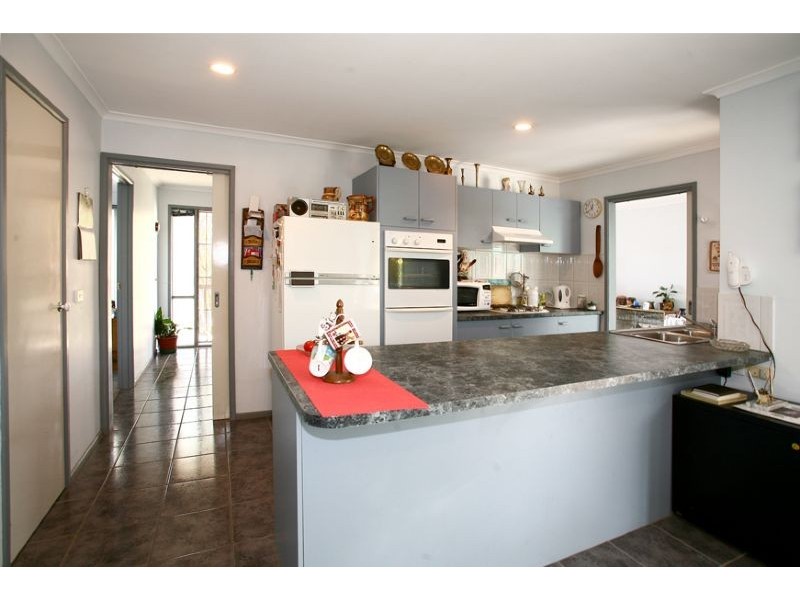 26 Cumberland Chase, Hampton Park VIC 3976