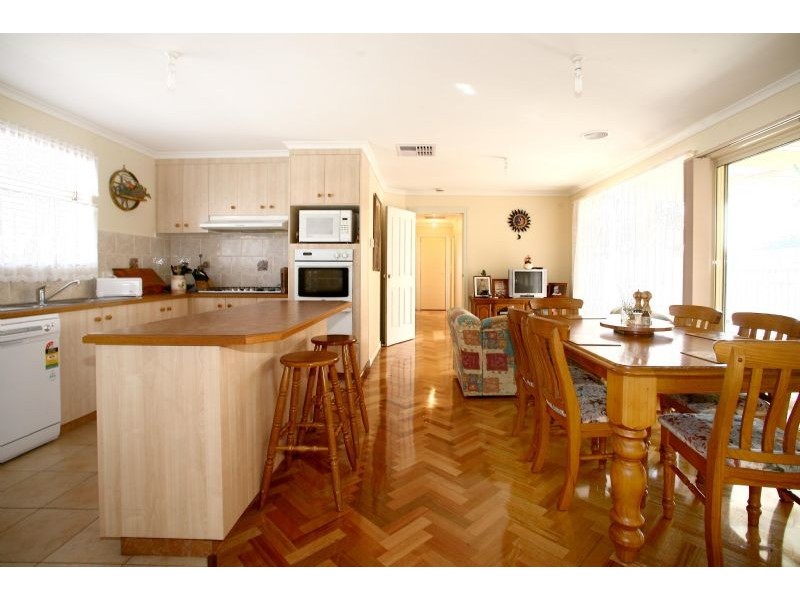 36 Bluegum Way, Hampton Park VIC 3976