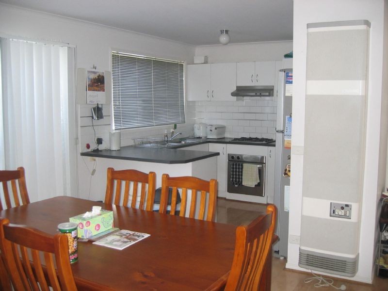 2 The Glade, Hampton Park VIC 3976