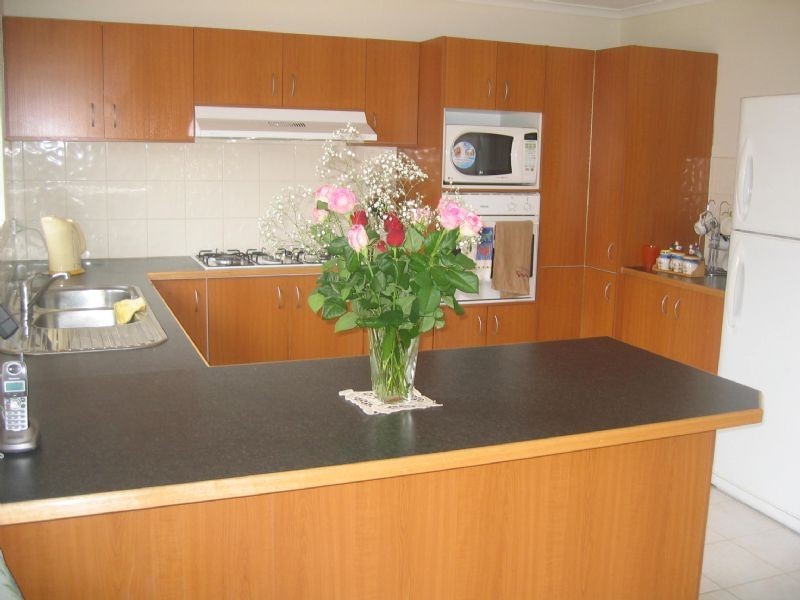 9 Olive Road, Hampton Park VIC 3976