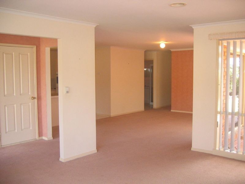 53 The Parkway, Hampton Park VIC 3976