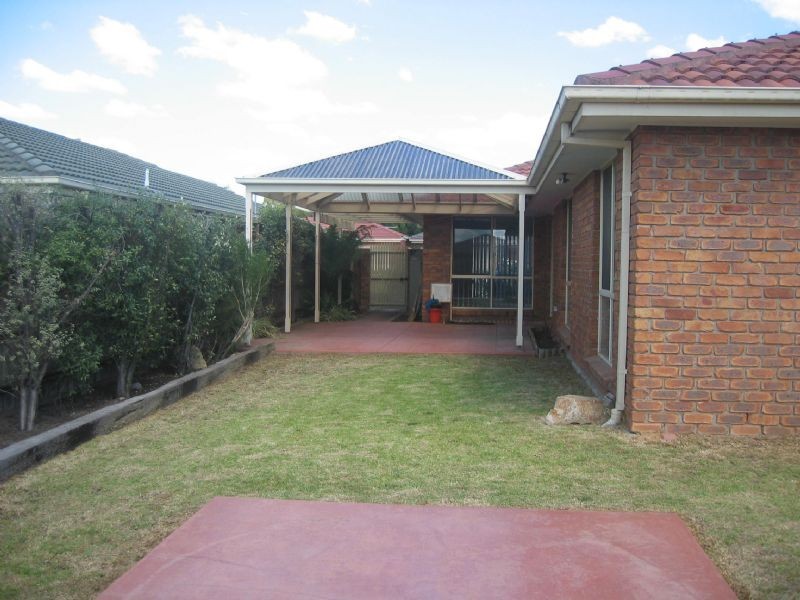 53 The Parkway, Hampton Park VIC 3976