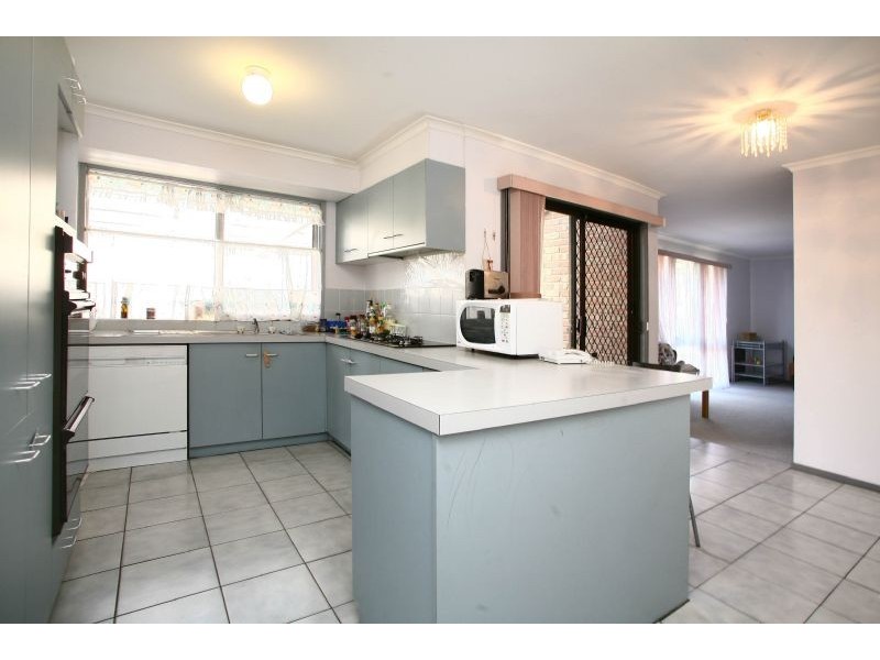 23 Michelle Drive, Hampton Park VIC 3976