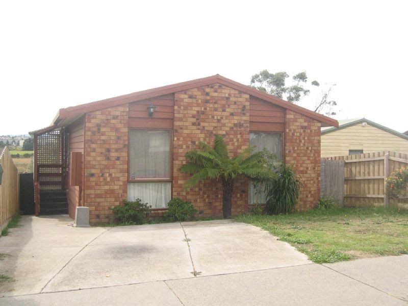 47a Willow Drive, Hampton Park VIC 3976