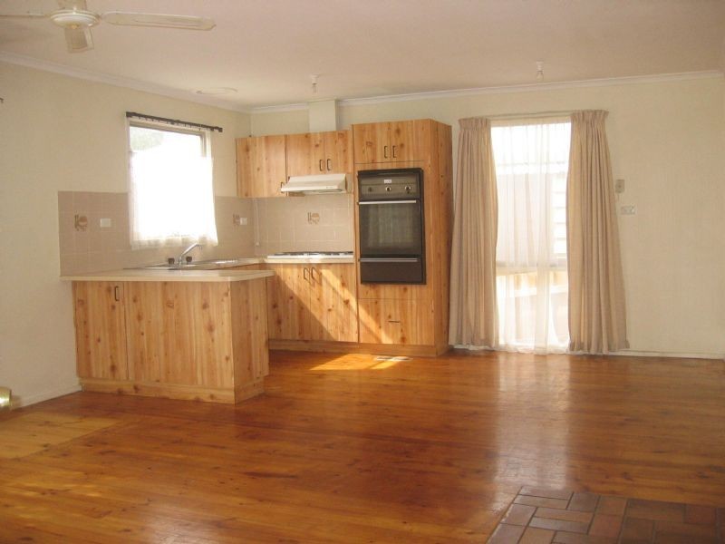 47a Willow Drive, Hampton Park VIC 3976