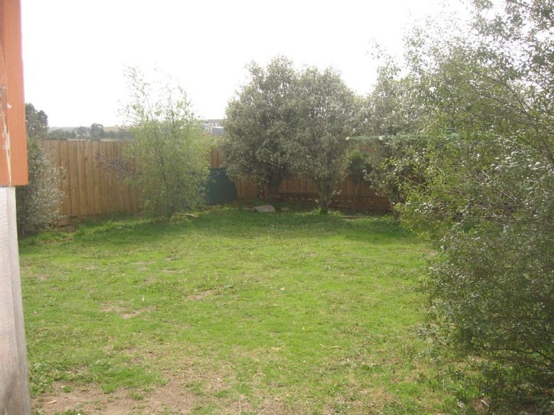 47a Willow Drive, Hampton Park VIC 3976