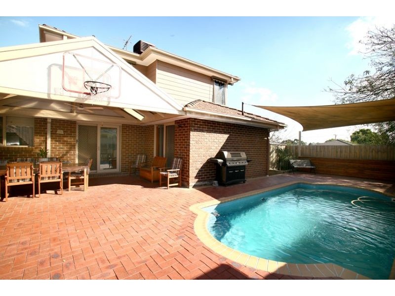 15 Belvedere Court, Hampton Park VIC 3976