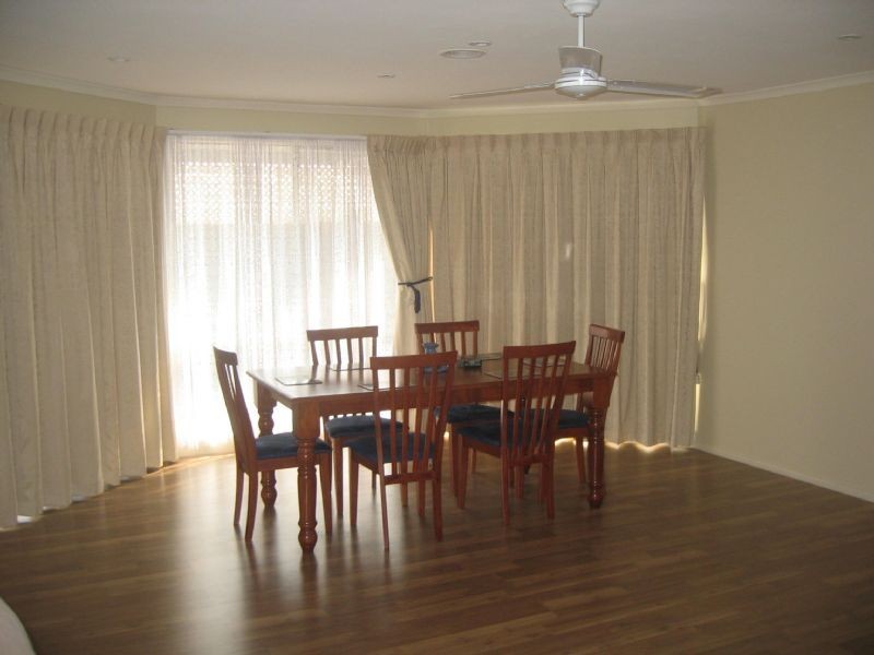 24 Rendell Place, Hampton Park VIC 3976