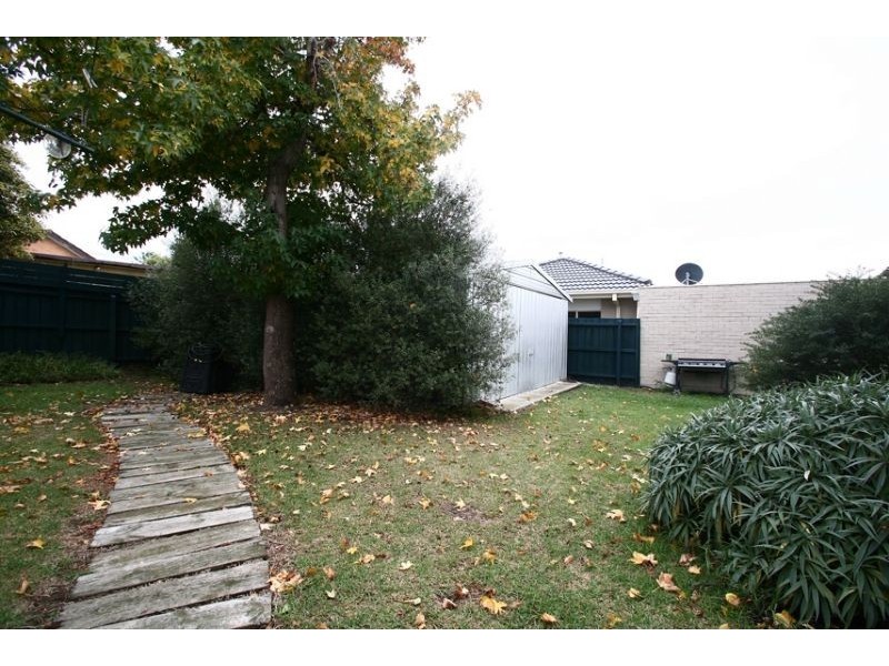 5 The Fairway, Hampton Park VIC 3976