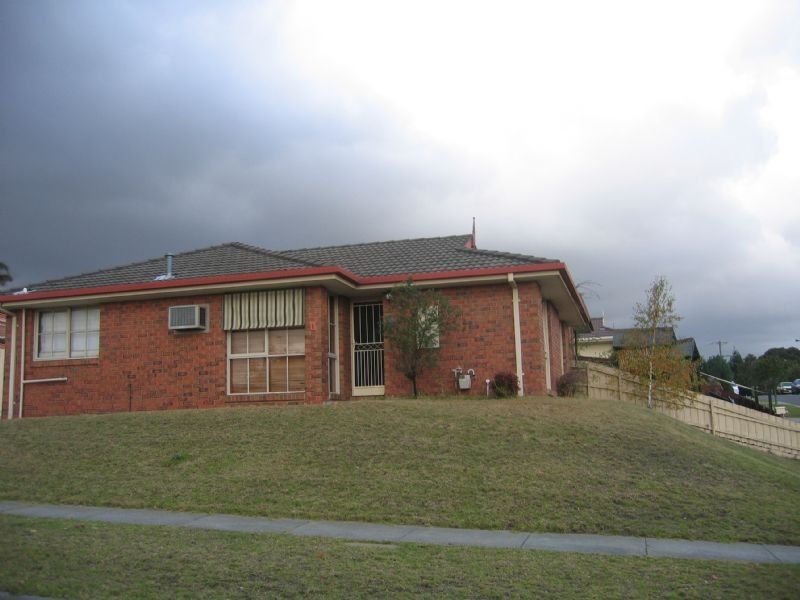1 Lauren Drive, Hampton Park VIC 3976