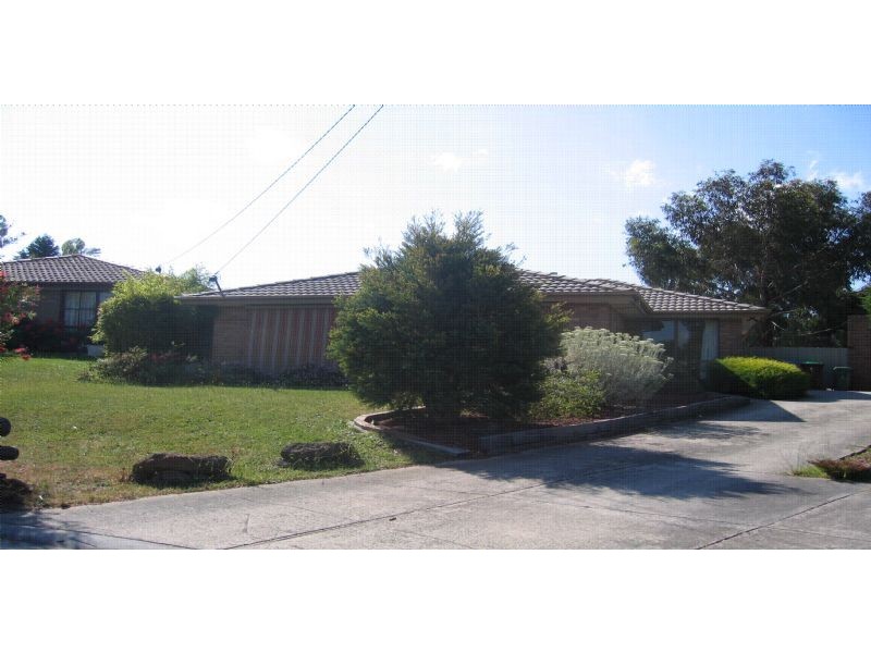 4 Daryl Court, Hampton Park VIC 3976