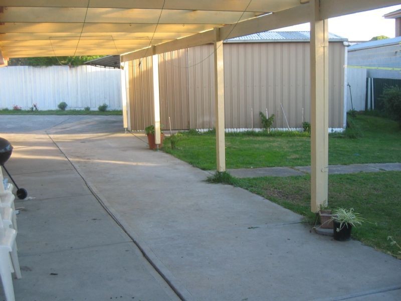 24 Hawking Ave, Hampton Park VIC 3976