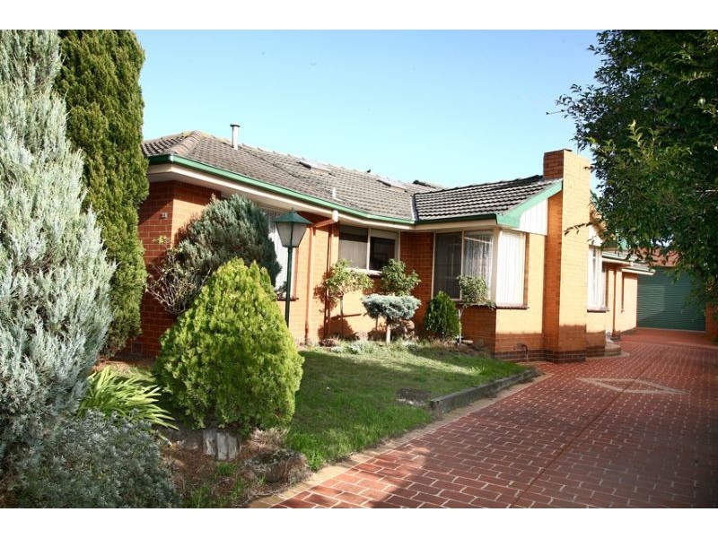 33 Parkland Avenue, Hampton Park VIC 3976