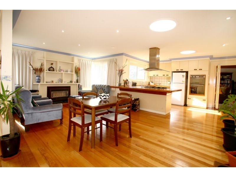 33 Parkland Avenue, Hampton Park VIC 3976